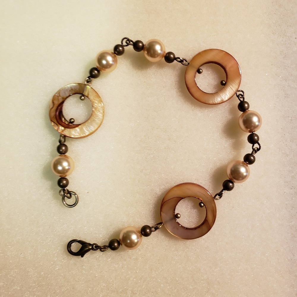 Hand made bracelet antique gold and Swarovski
